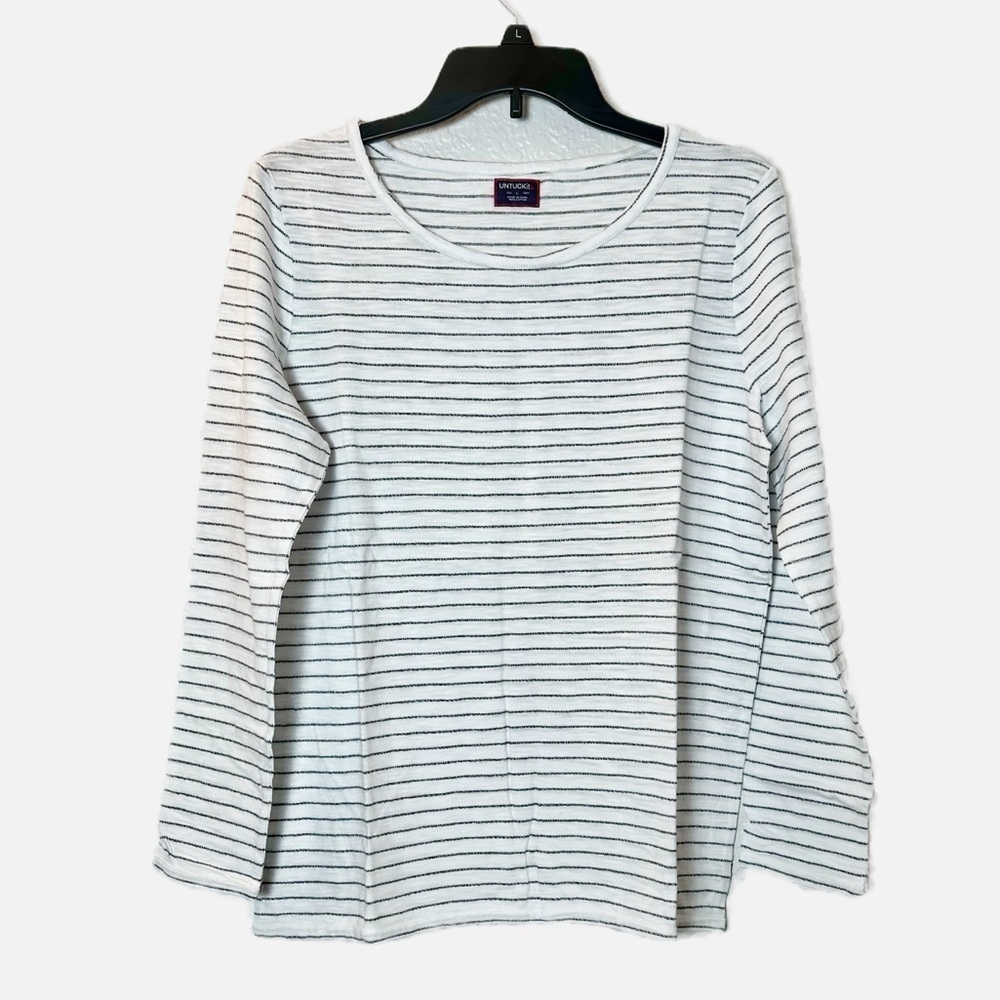 NWT UNTUCKit Womens Leoville Long Sleeve Striped Top Black White Tee